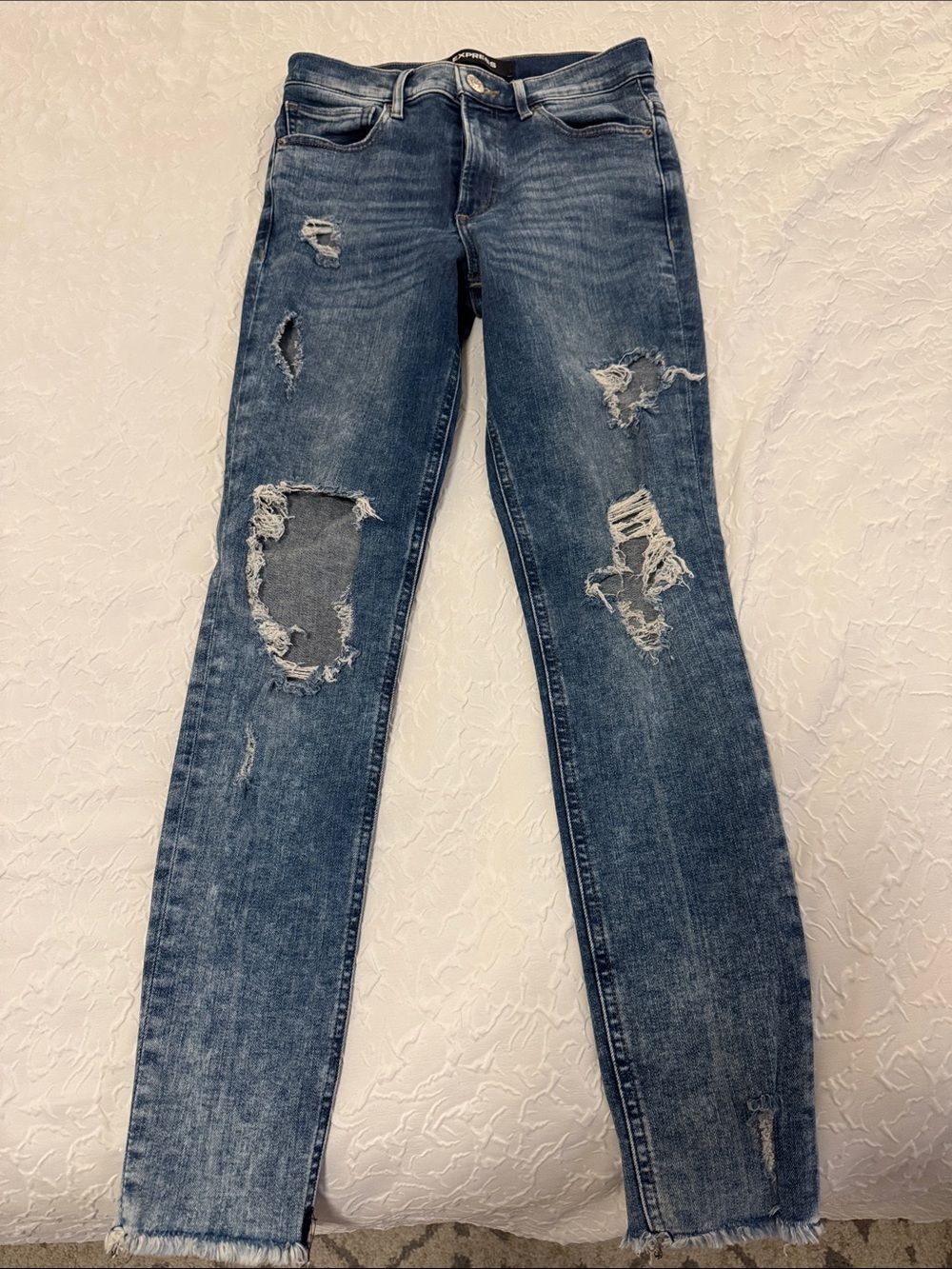 Express Women's Ripped Skinny Jeans in Medium Blue